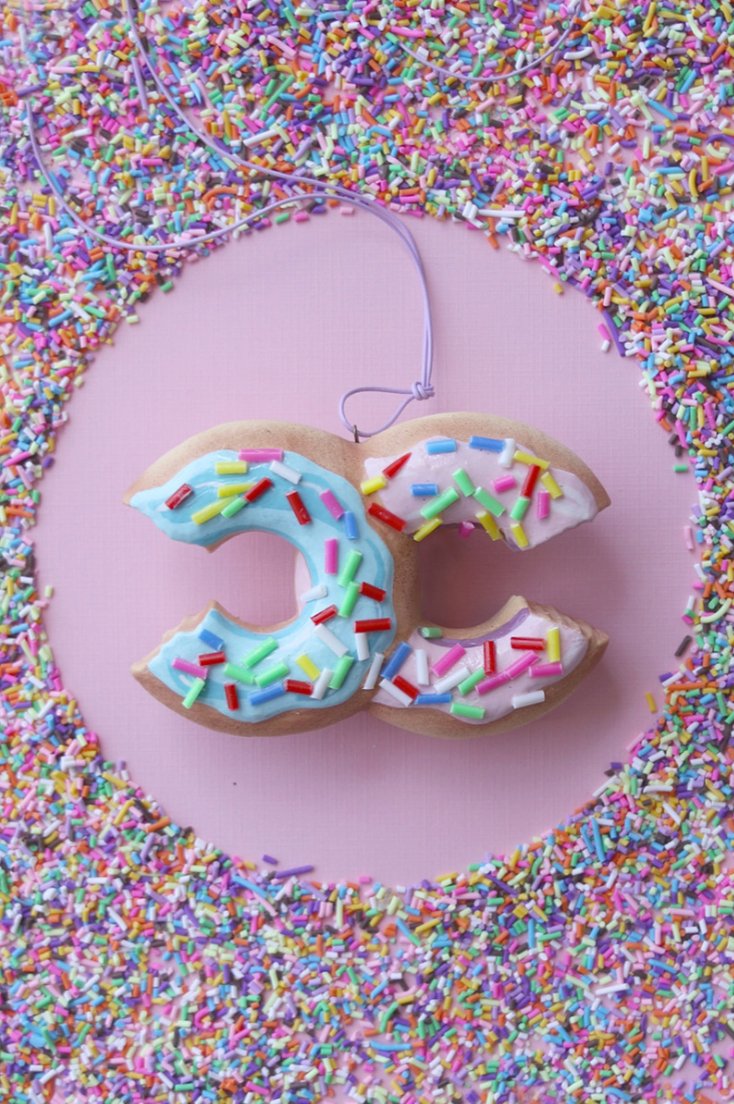 High Fashion Donut Ornament - Addie Rose Boutique - Austin