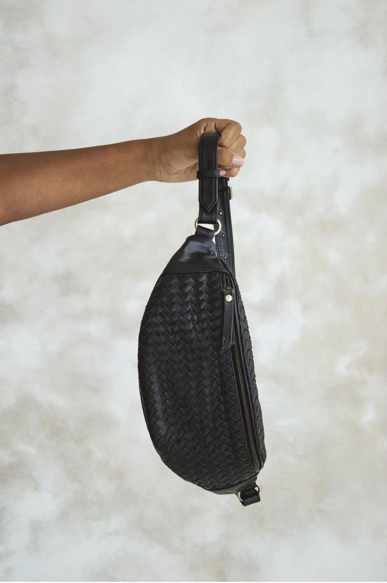 MANDRN - Atlas Woven - Black - Addie Rose Boutique - Austin