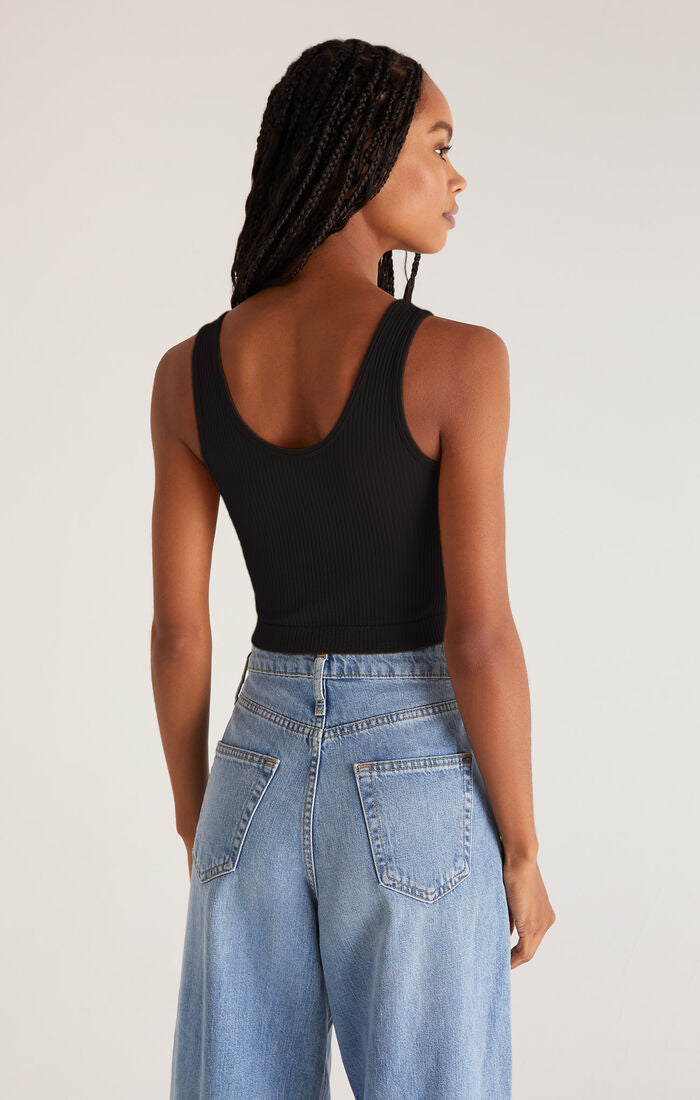 Effortless Seamless Tank
