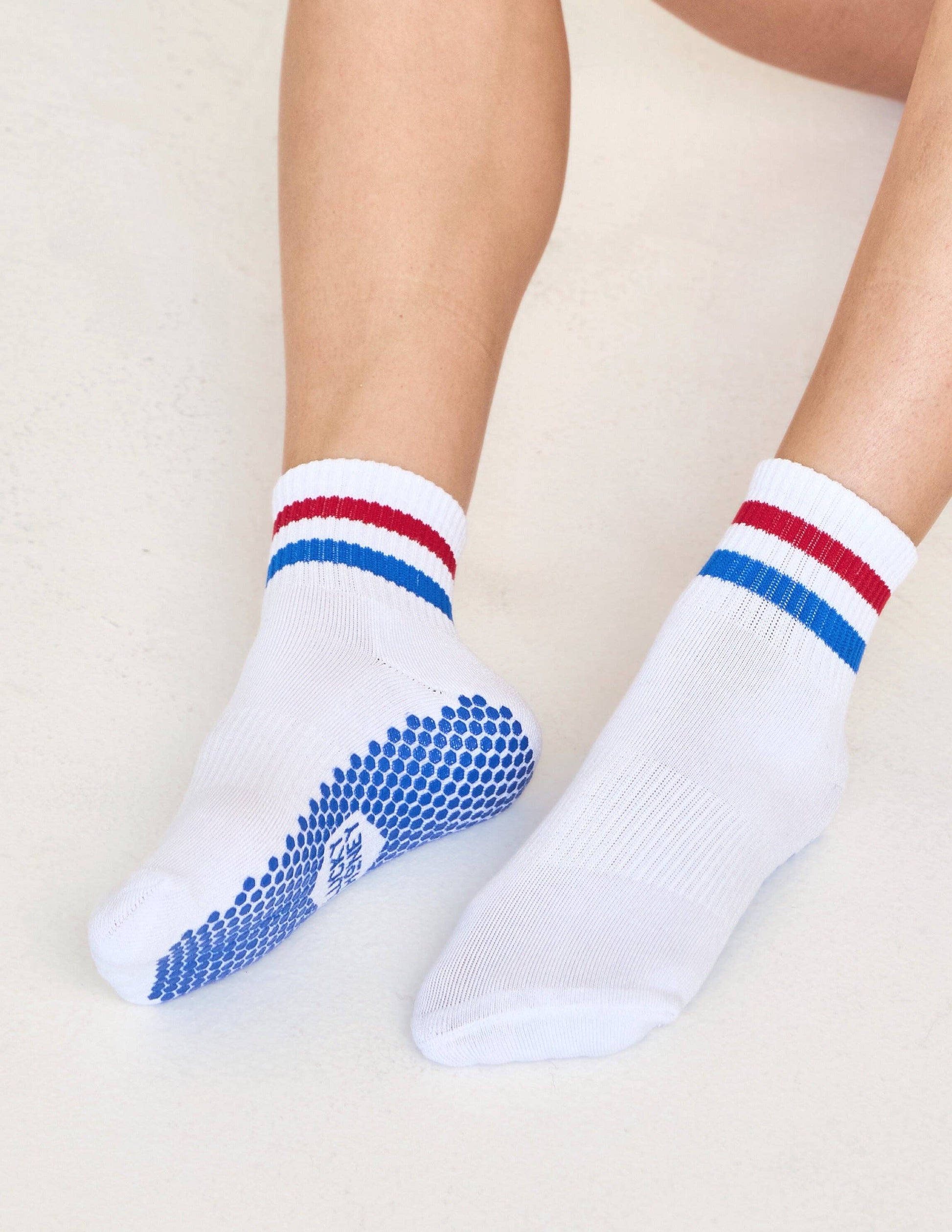 LUCKY HONEY - The Boyfriend Grip Sock