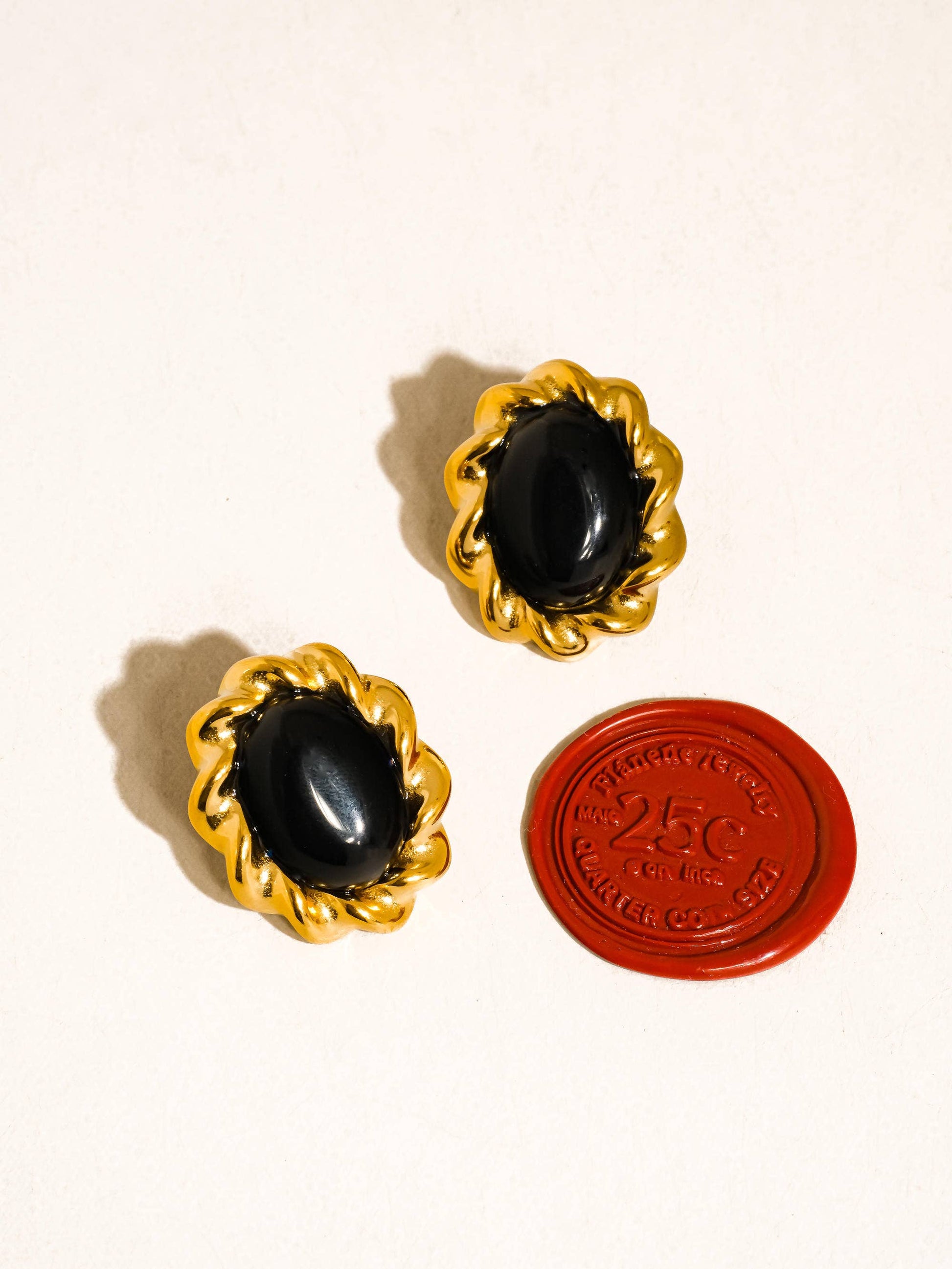 Eulie 18K Gold Non-Tarnish Vintage Stone Oval Earring