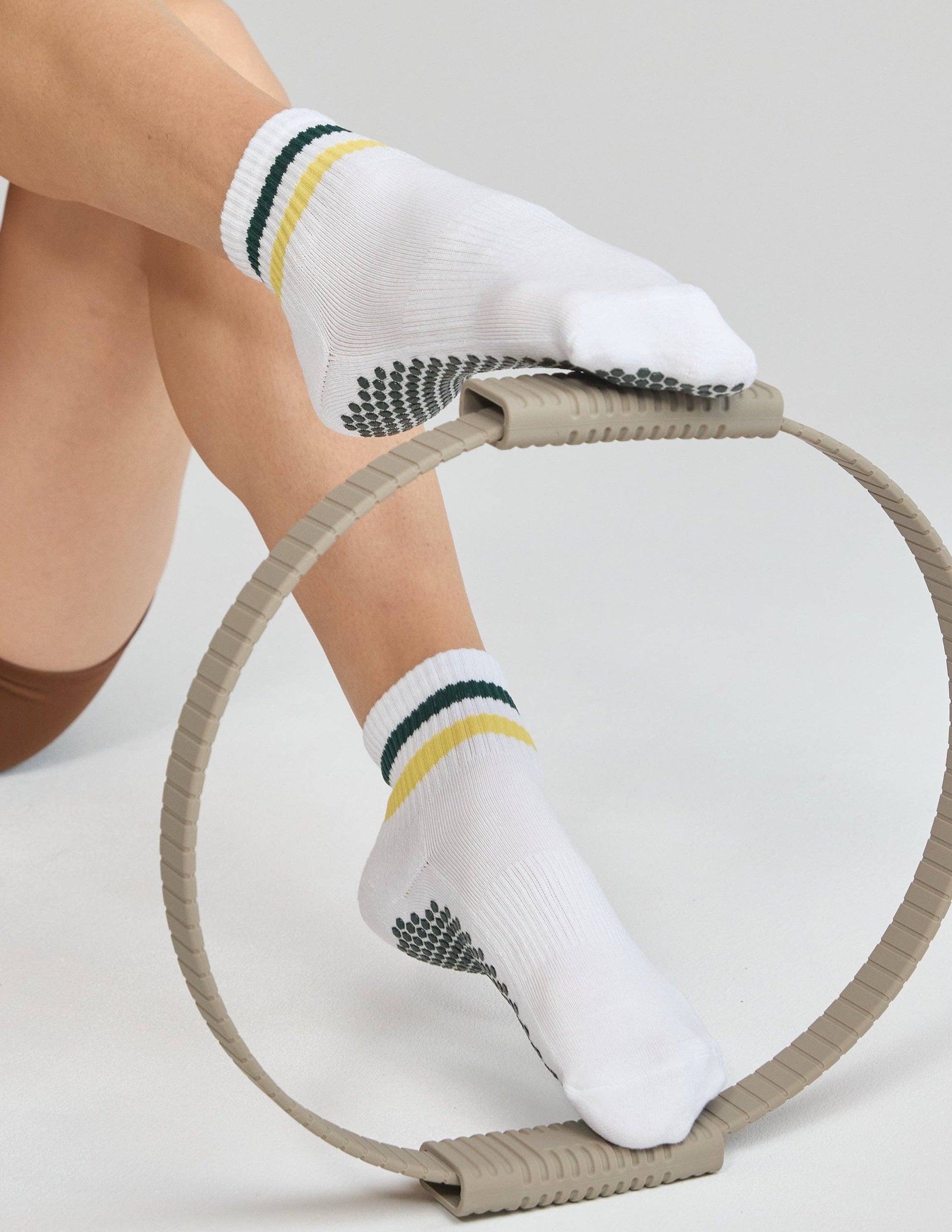 LUCKY HONEY - The Boyfriend Grip Sock
