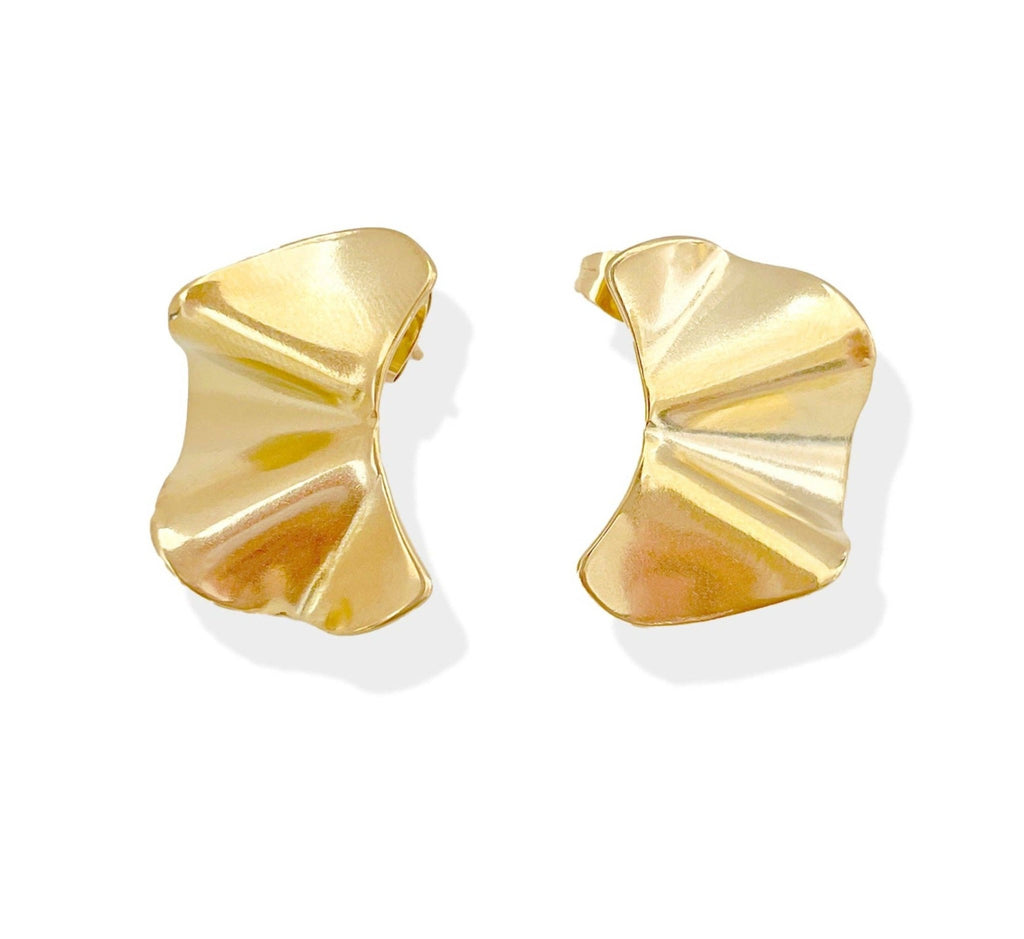 MAI DESIREE - JACQUELINE GOLD WAVY STUD EARRING - Addie Rose Boutique - Austin