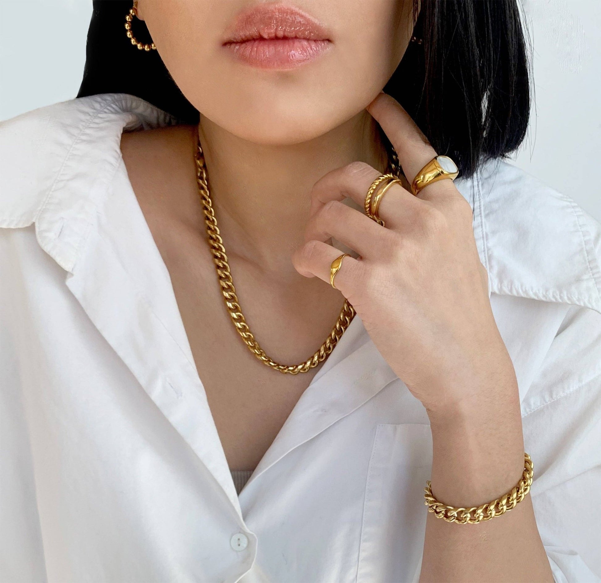 MAI DESIREE - THEA GOLD PEARL SIGNET RING - Addie Rose Boutique - Austin