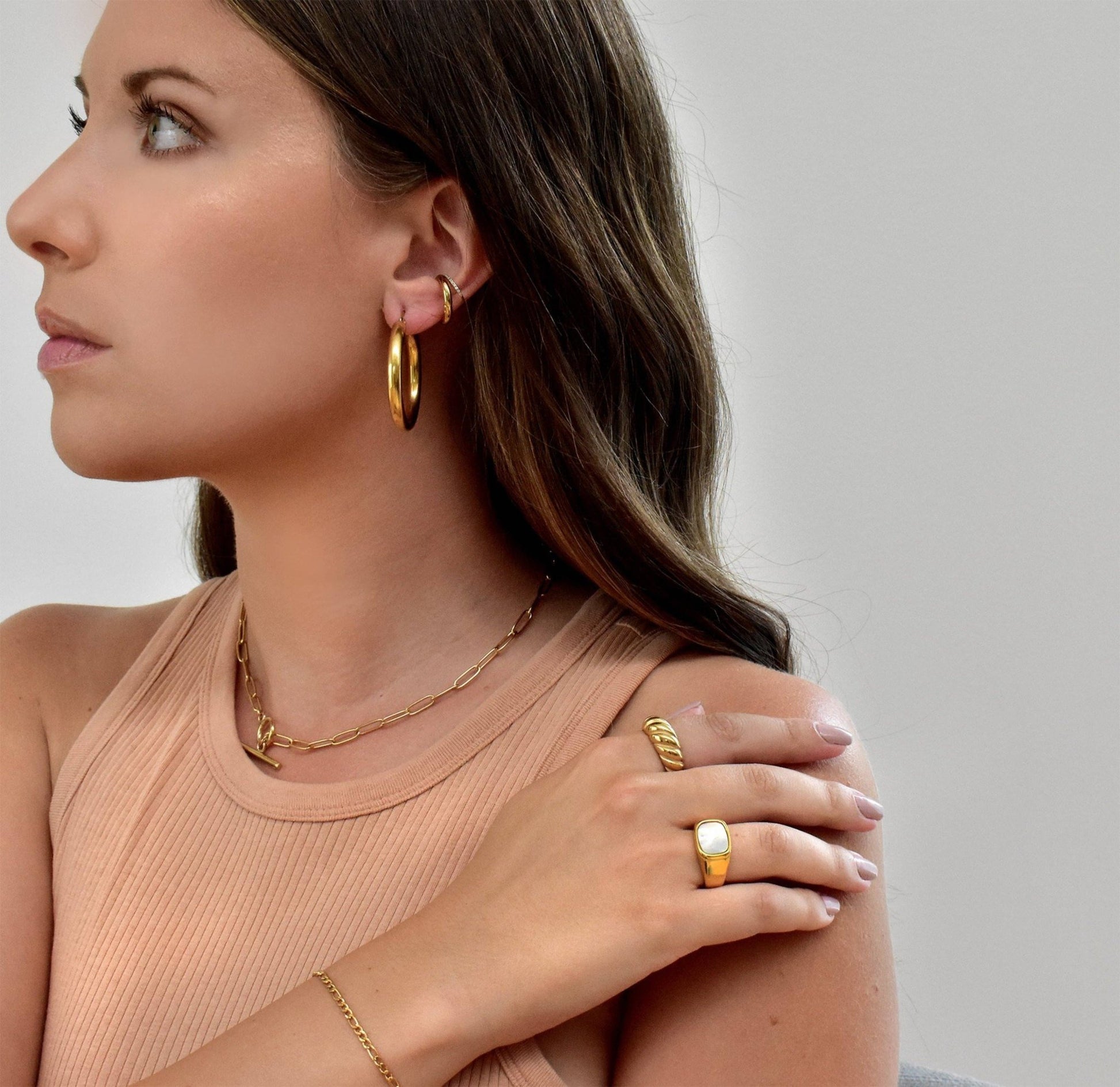 MAI DESIREE - THEA GOLD PEARL SIGNET RING - Addie Rose Boutique - Austin