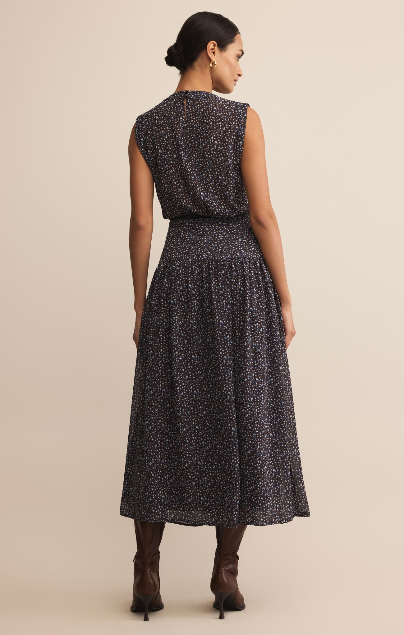 Etta Aspen Floral Midi Dress