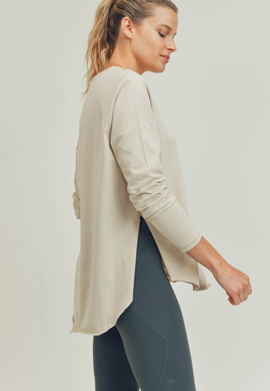 Raglan Top with Curved Hem - Addie Rose Boutique - Austin