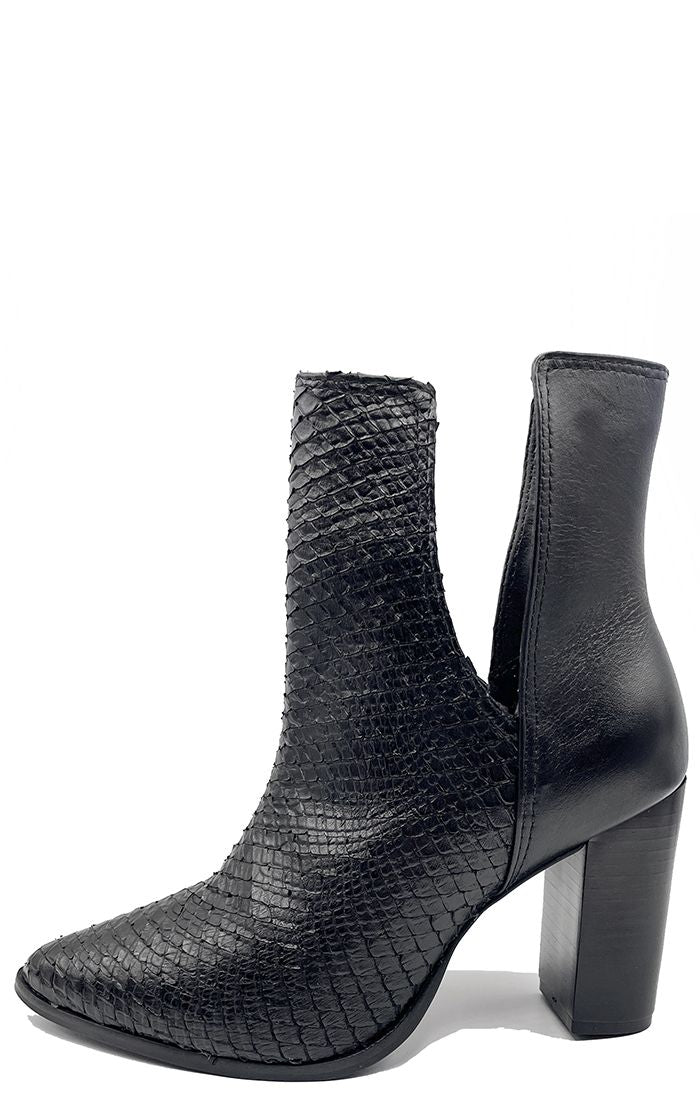 KAANAS - Merida open ankle high-heeled booties